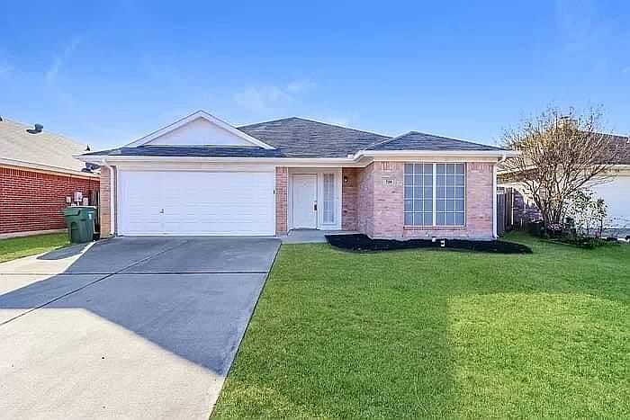 1st image of 726 W Colony Dr