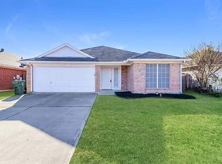 726 W Colony Dr, Arlington, TX 76001