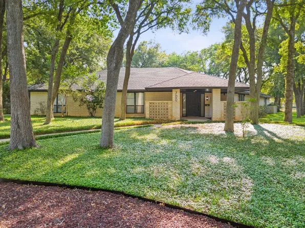 700 Havenwood Ln S, Fort Worth, TX 76112