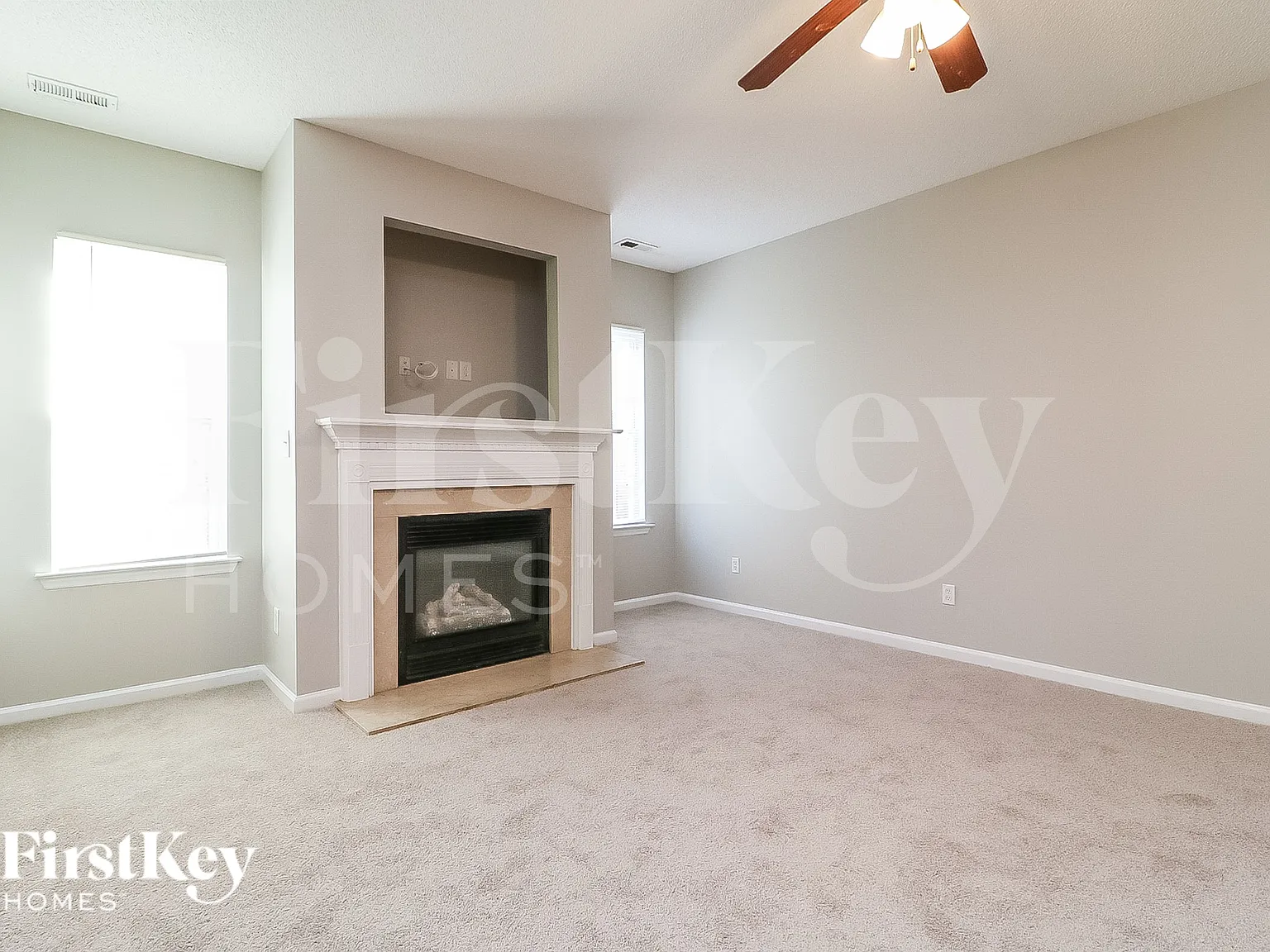 5 bed, 2.5 bath, 2644 sqft, $2,695 — Photo 4