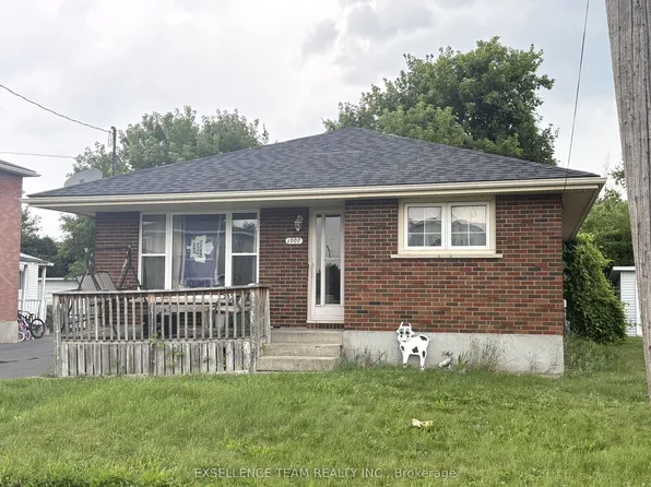 1007 Grand Ave, Cornwall, ON K6H 4T3