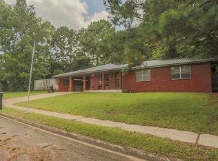 1702 SE Adams St, Idabel, OK 74745