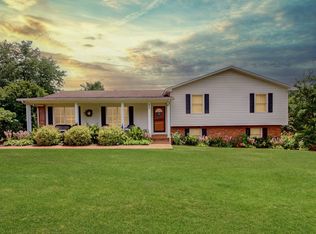 1335 Chippendale Cir, Columbia, TN 38401