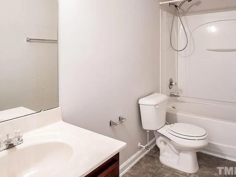 611 Magna Dr — Photo 11