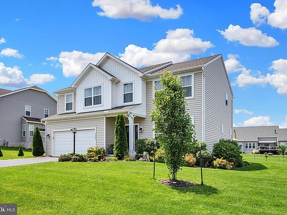 4th image of 4008 Country Dr