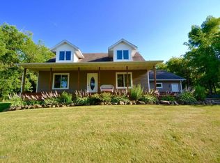 51380 142nd Avenue Way, Pine Island, MN 55963