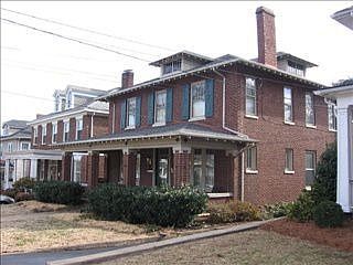 1st image of 221 Mount Vernon Ave