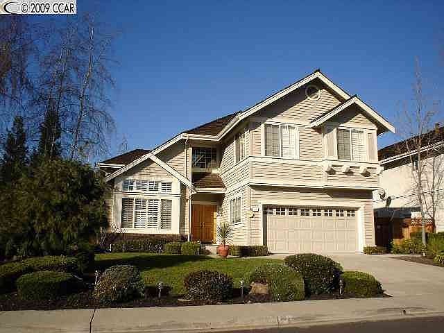 1st image of 319 Windchime Dr