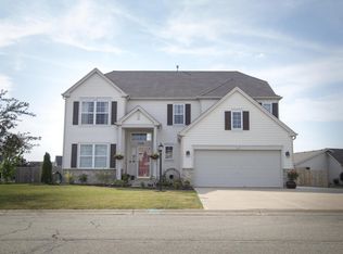 2748 Red Fawn Ct, Racine, WI 53406