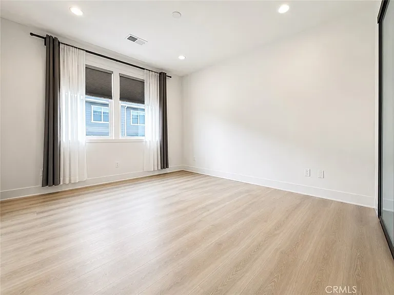2400 Aperture Cir — Photo 10