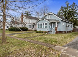 140 Homecroft Rd, Syracuse, NY 13206
