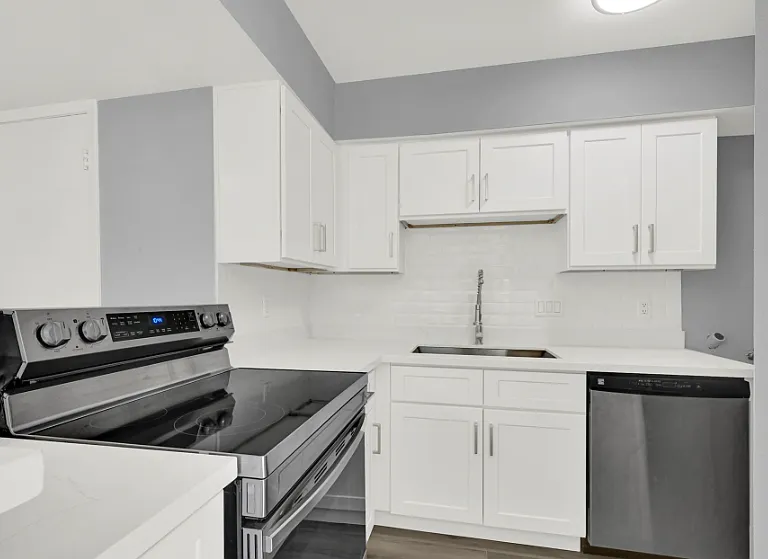 515 Tallowood Rd — Photo 10