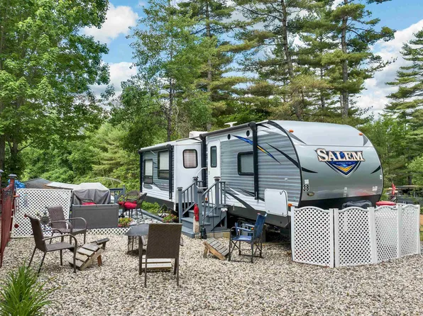 554 Endicott Street N #38, Laconia, NH 03246