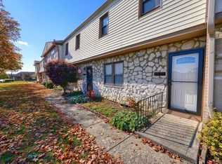 3838 Queen Anne Pl #A11, Grove City, OH