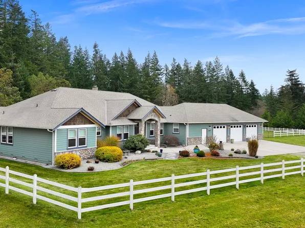 669 Blacktail Lane, Camano Island, WA 98282