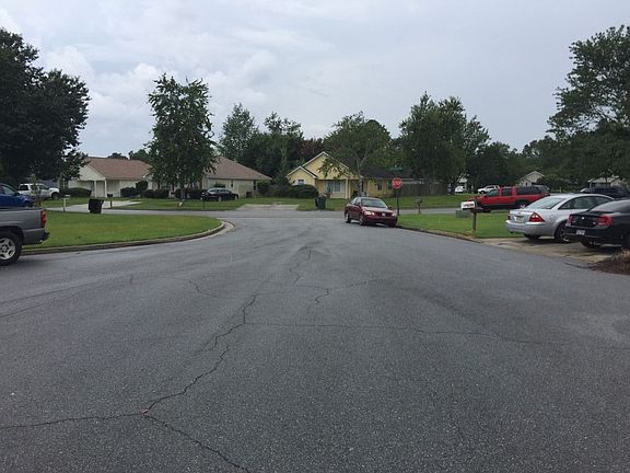 5th image of 107 Kensington Ct