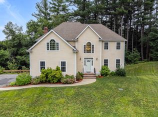 27 Copley Dr, Northborough, MA 01532