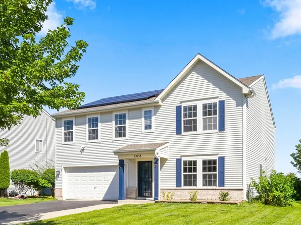 13138 Bucksburn Ln, Beach Park, IL 60083