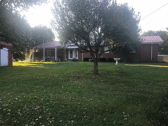2nd image of 257 2nd St