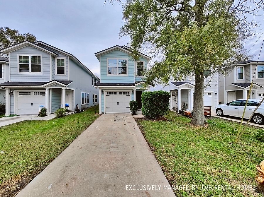1st image of 1222 Lake Shore Blvd