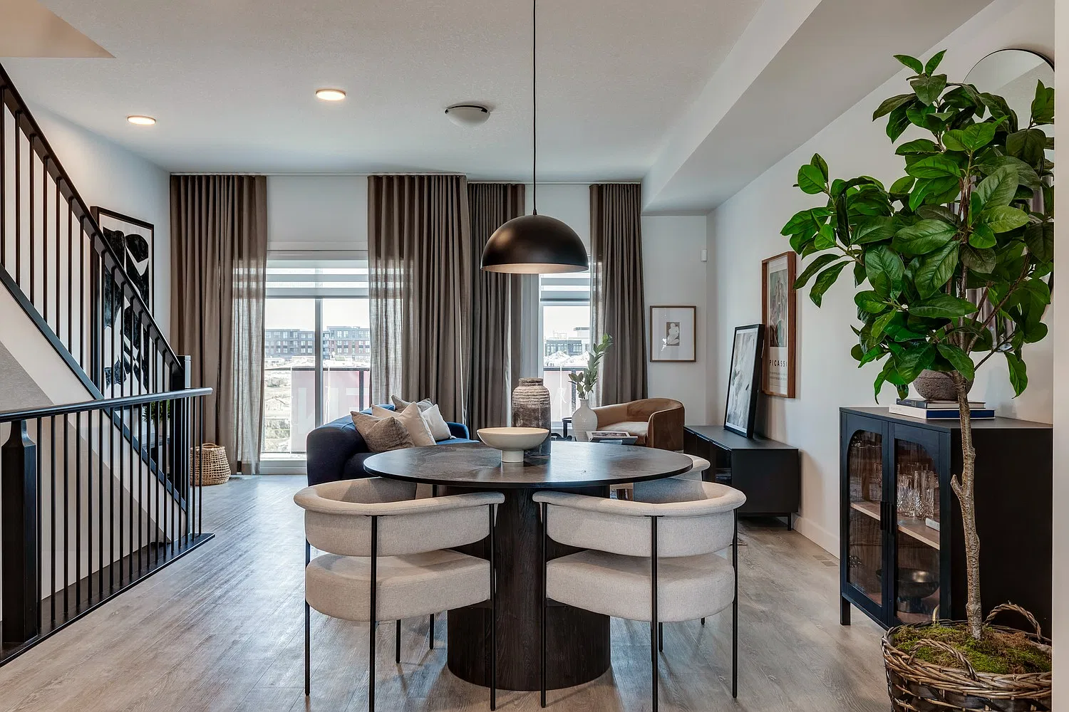 2 bed, 2.5 bath, 1381 sqft, $2,700 — Photo 3