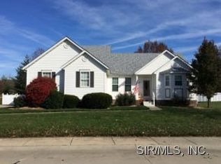 704 Williamsburg Blvd, Edwardsville, IL