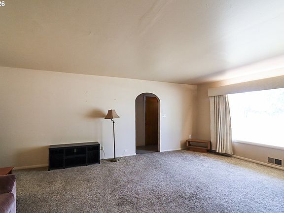 3rd image of 508 6th St