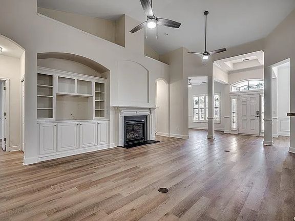 3rd image of 726 Carolina Farms Blvd