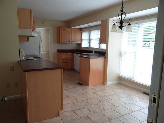 galley style kitchen 