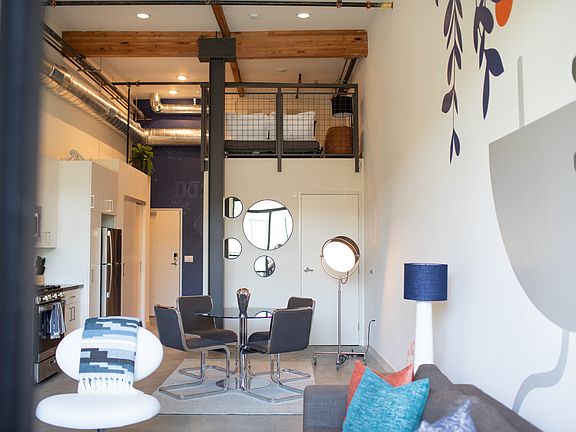 2nd image of 401 N Bush St #215