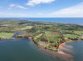 8 Duncan Ln, Egmont Parish, PE C0B1B0