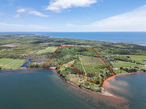 8 Duncan Ln, Egmont Parish, PE C0B 1B0