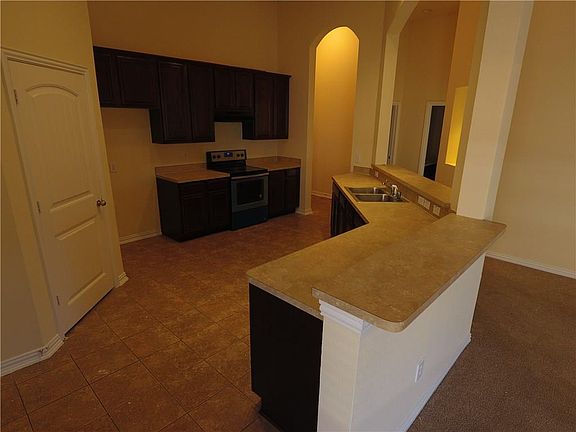 5th image of 69 N Highland Dr