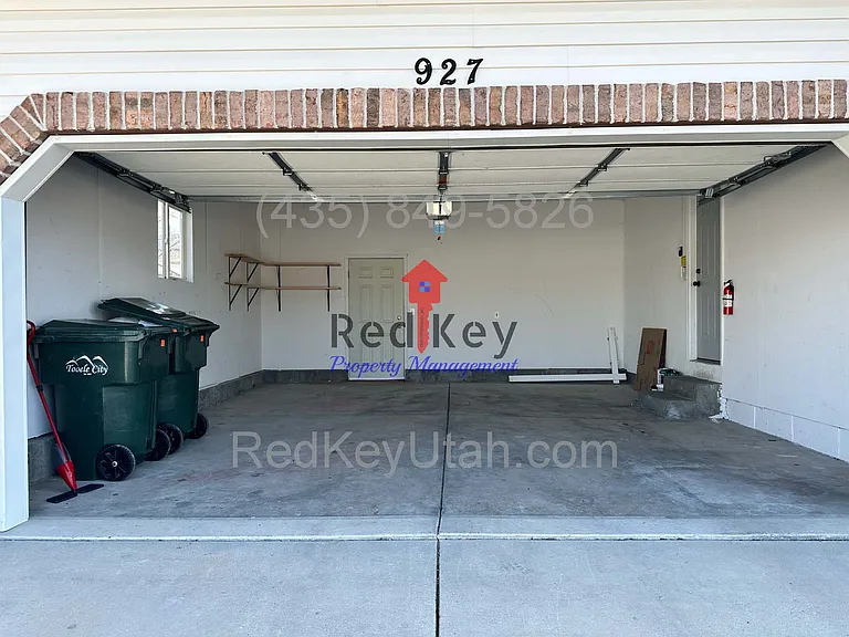 927 W 700 S — Photo 19