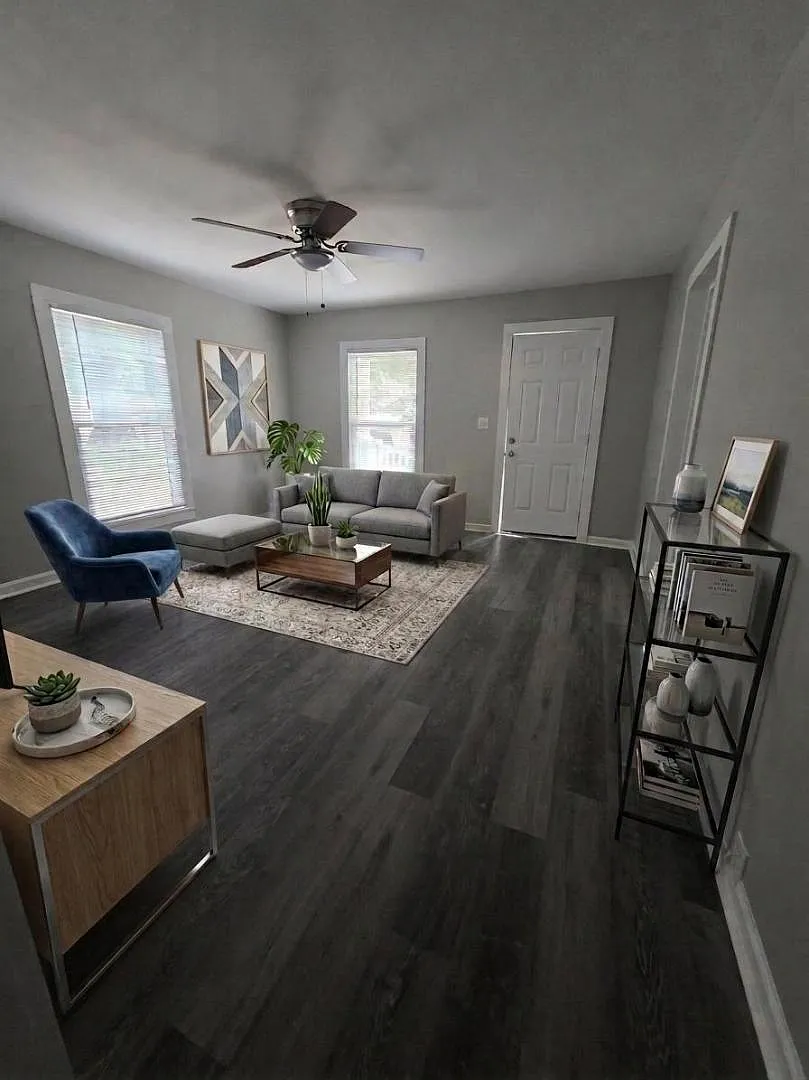 1309 Pershing St — Photo 2