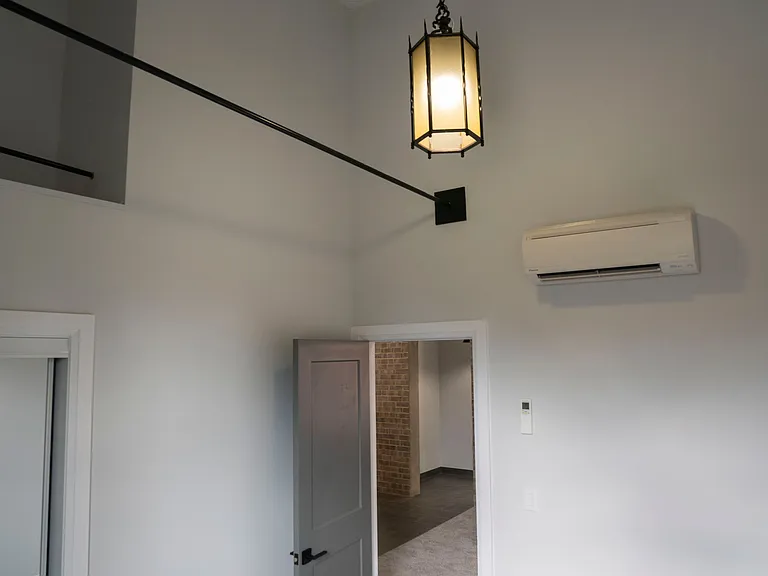 130 Elgin St #5 — Photo 9