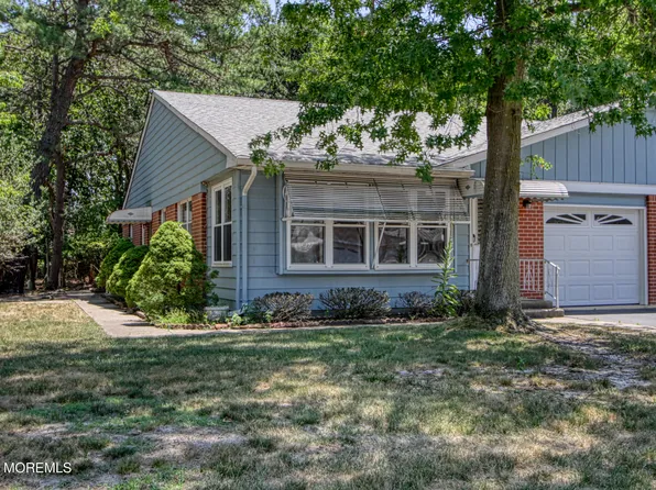 5 A Buckskin Court, Whiting, NJ 08759