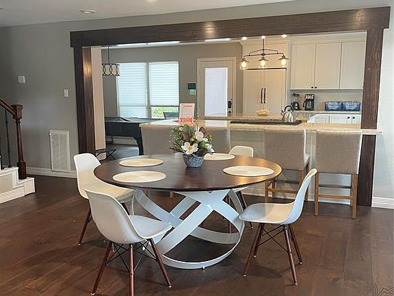 5th image of 12154 Piping Rock Drive