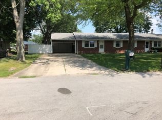 2005 Brownfield Rd, Urbana, IL 61802