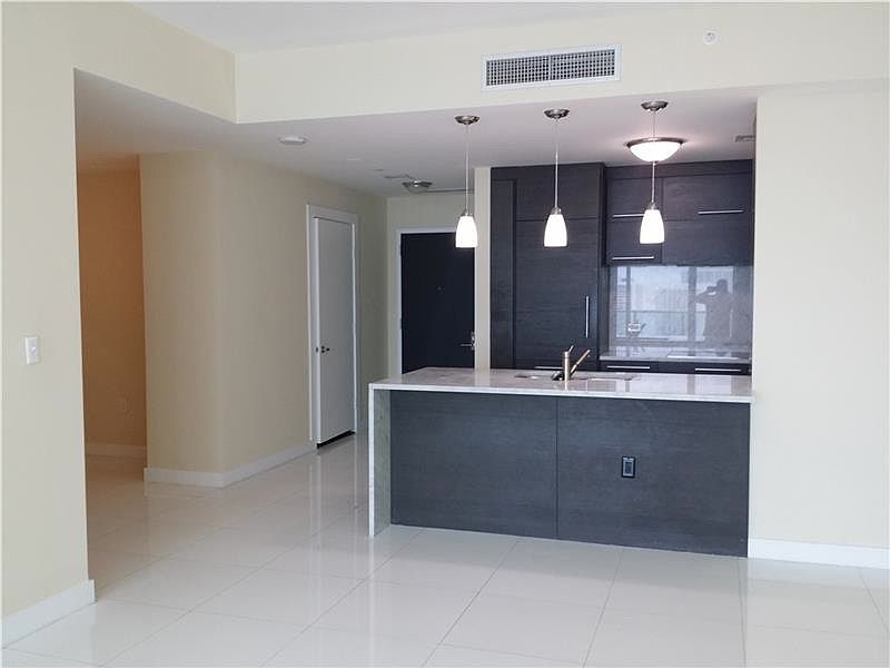 1st image of 900 Biscayne Blvd APT 3010