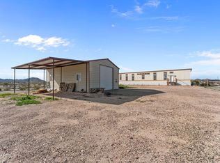 39050 Dobbins Ln, Salome, AZ 85348
