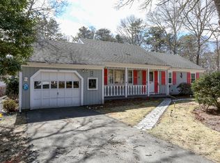 59 Hitching Post Ln, Centerville, MA 02632