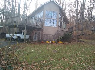 7895 N Lakeview Dr, Unionville, IN 47468