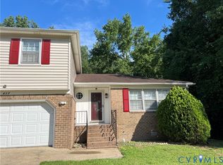 417 Crown Cres, Chesapeake, VA 23325