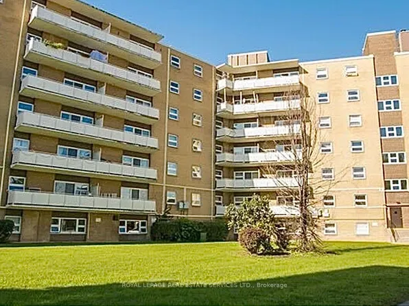 32 Carluke Cres, Toronto, ON