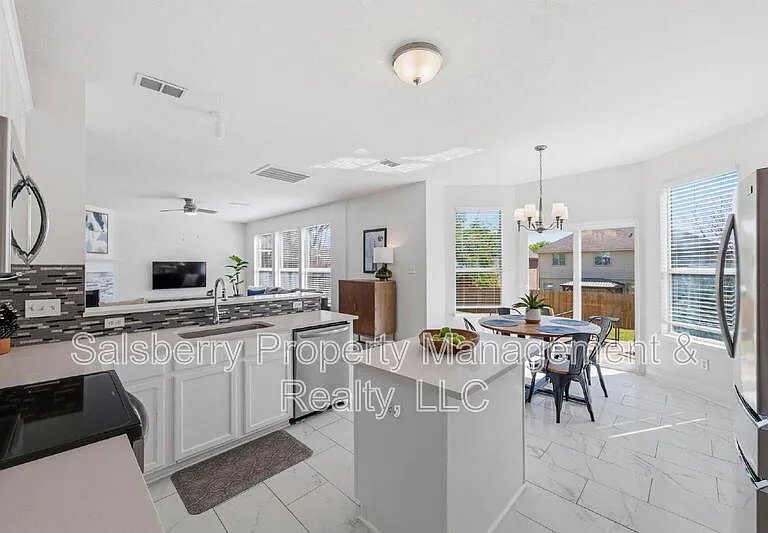 4943 Sunset Ridge Dr — Photo 16