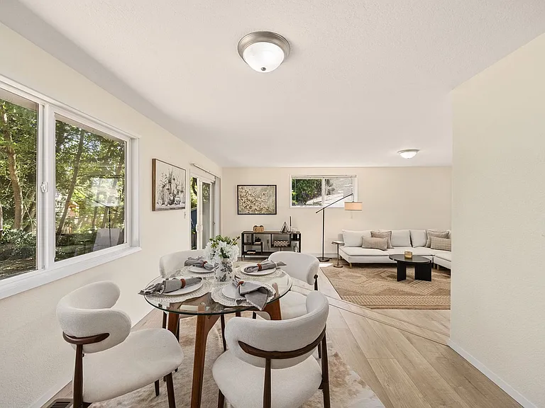 7825 189th Pl SW — Photo 4