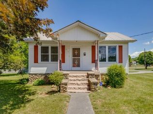 315 9th St, Erwin, TN 37650