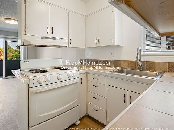 3rd image of 12345 SW Hall Blvd APT 26