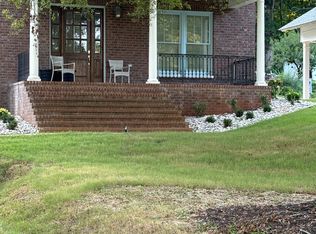 22 Hickory St, Jasper, GA 30143
